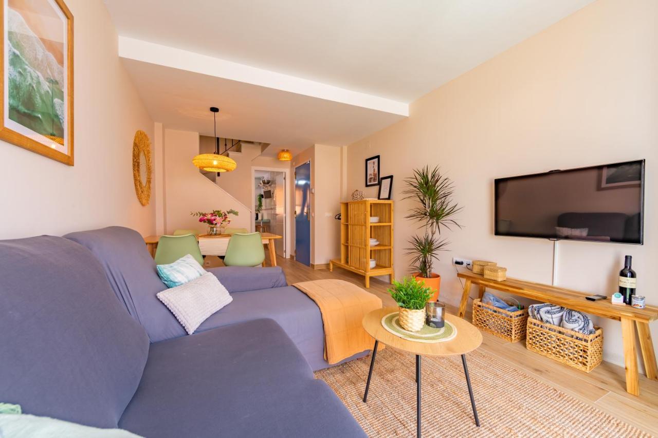 Beachfront, Pool, Terrace, Garage & Fibre Internet ตาริฟา ภายนอก รูปภาพ