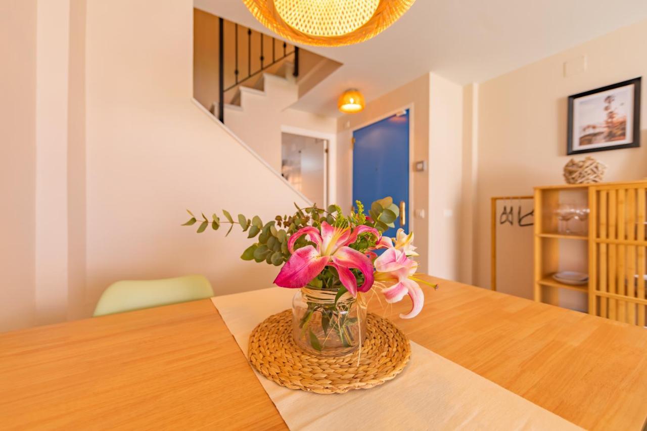 Beachfront, Pool, Terrace, Garage & Fibre Internet ตาริฟา ภายนอก รูปภาพ